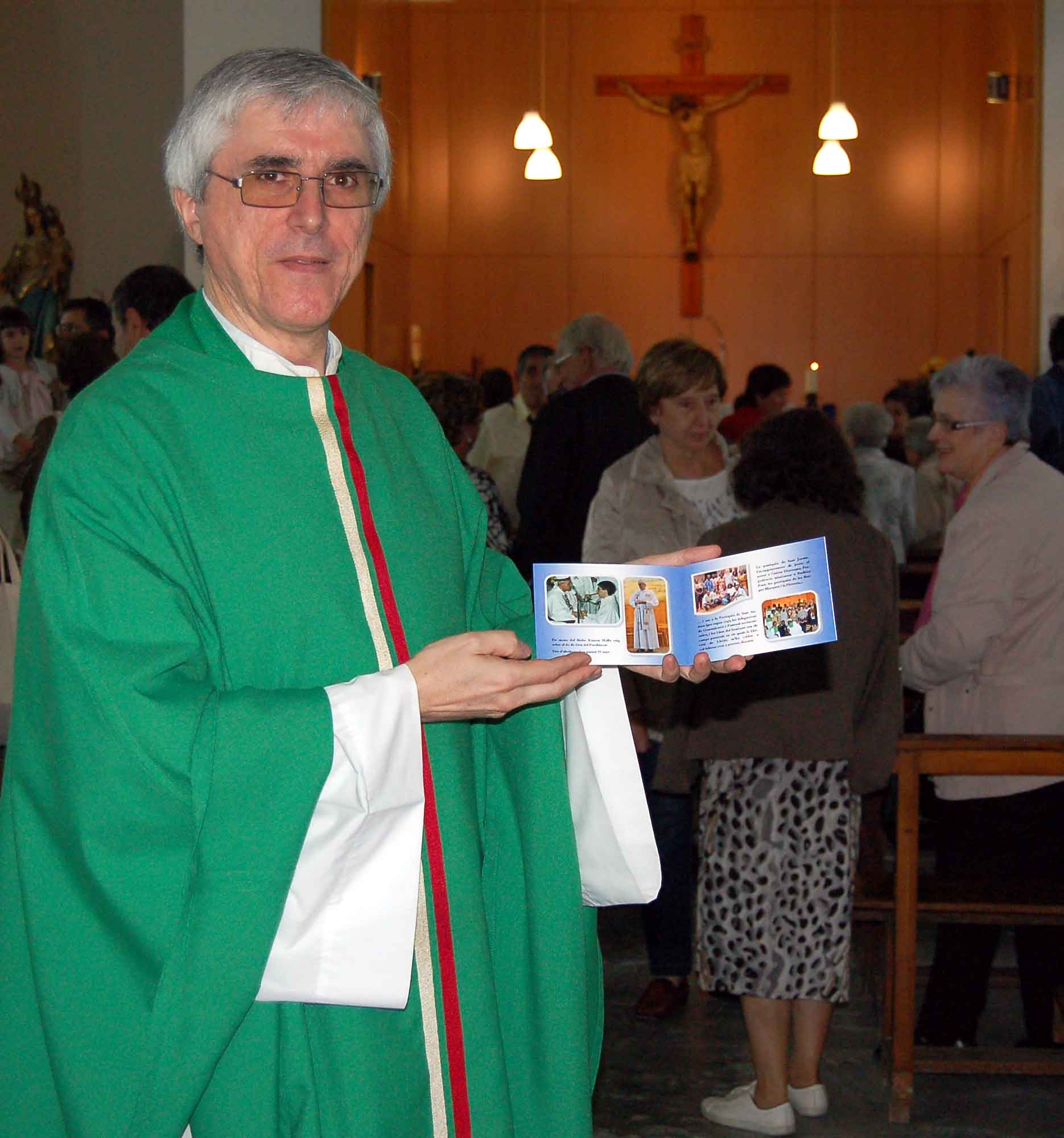 Homenatge de la Parròquia de Sant Andreu a Mn. Sanmartín pels 25 anys de prevere